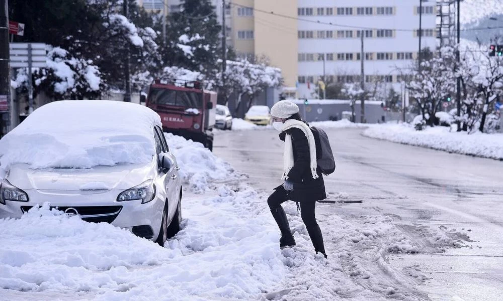 Νέο κύμα κακοκαιρίας τα επόμενα 24ωρα: Έρχεται πολικό ψύχος και χιόνια